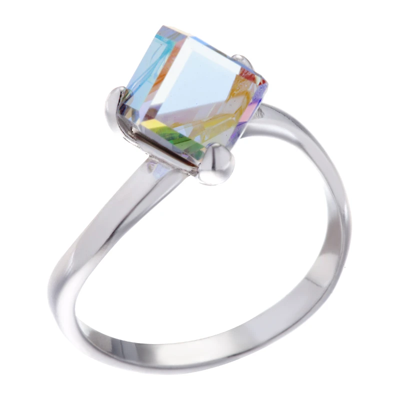 Кольцо  серебряное с фианитом