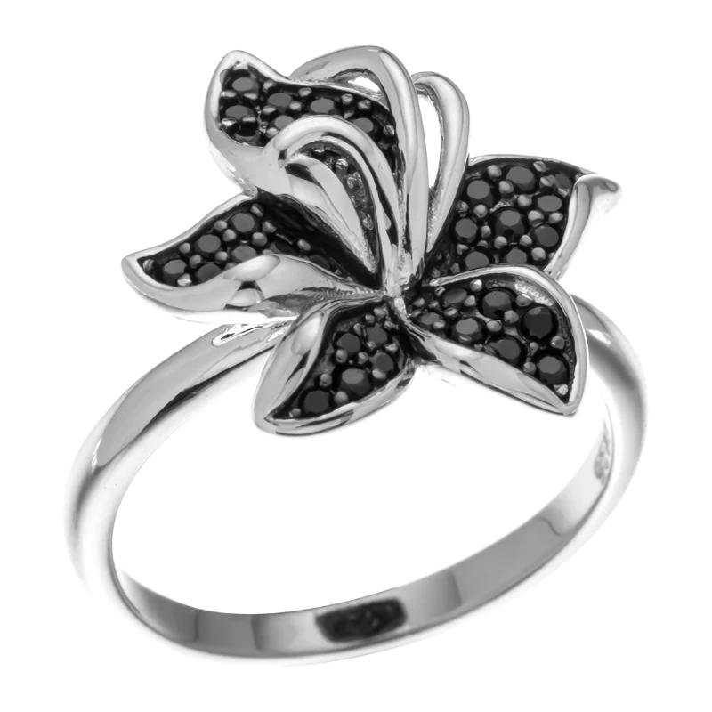 Кольцо  серебряное с фианитом