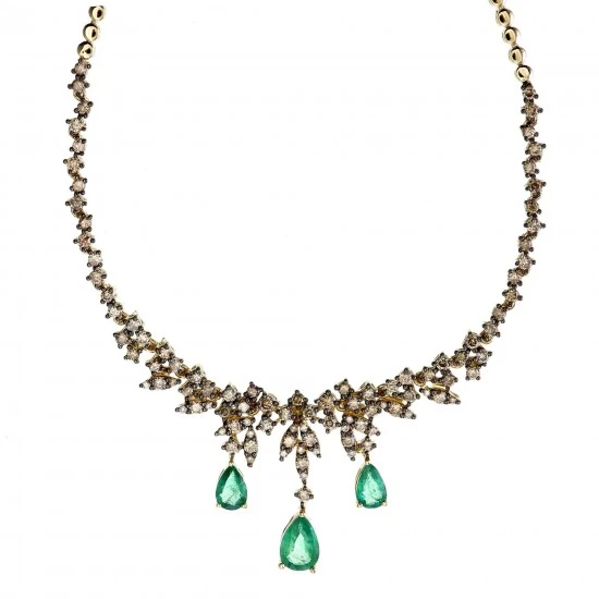 Колье  из красного золота с изумрудом