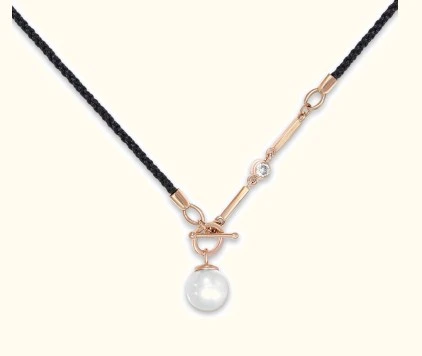 Колье  из красного золота с жемчугом