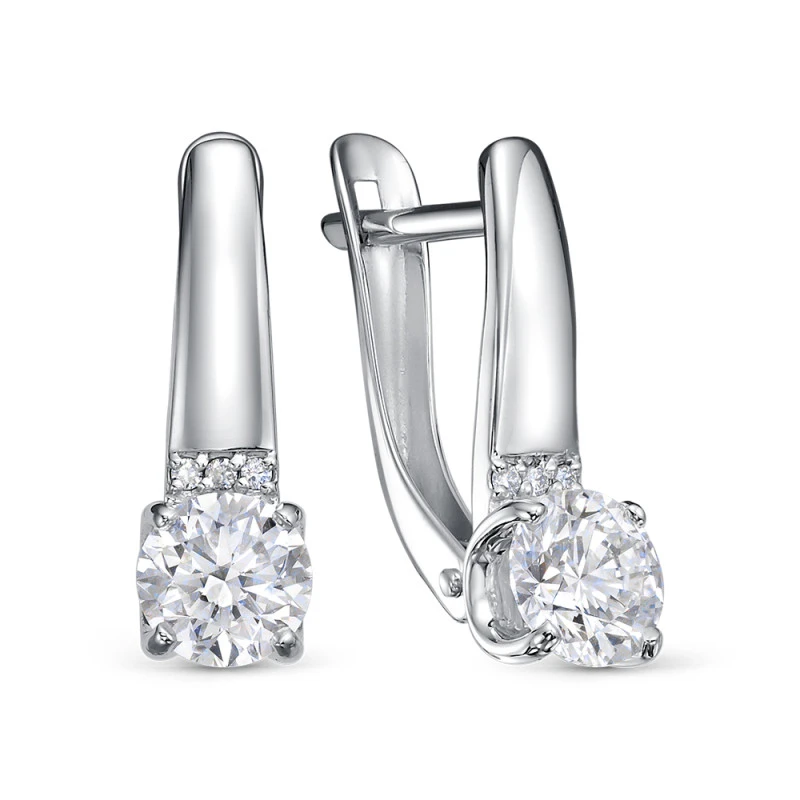 Серьги  из белого золота с выращенным бриллиантом