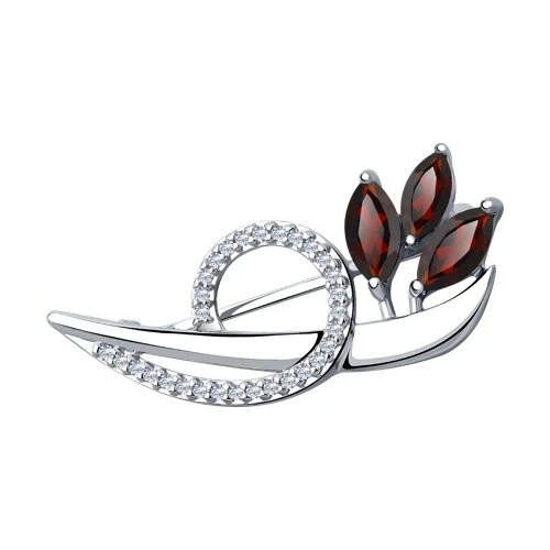 Брошь  серебряная с гранатом