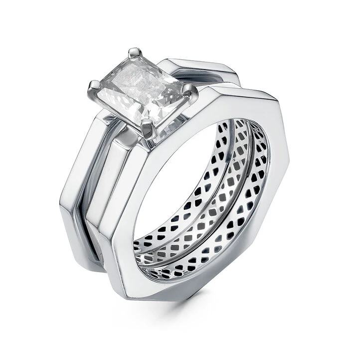 Кольцо  серебряное с фианитом