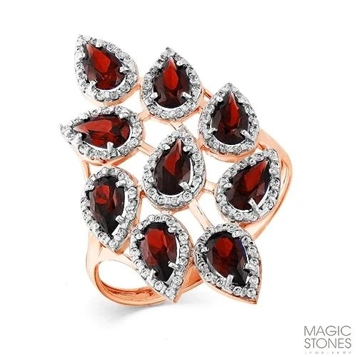 Кольцо  из красного золота с гранатом