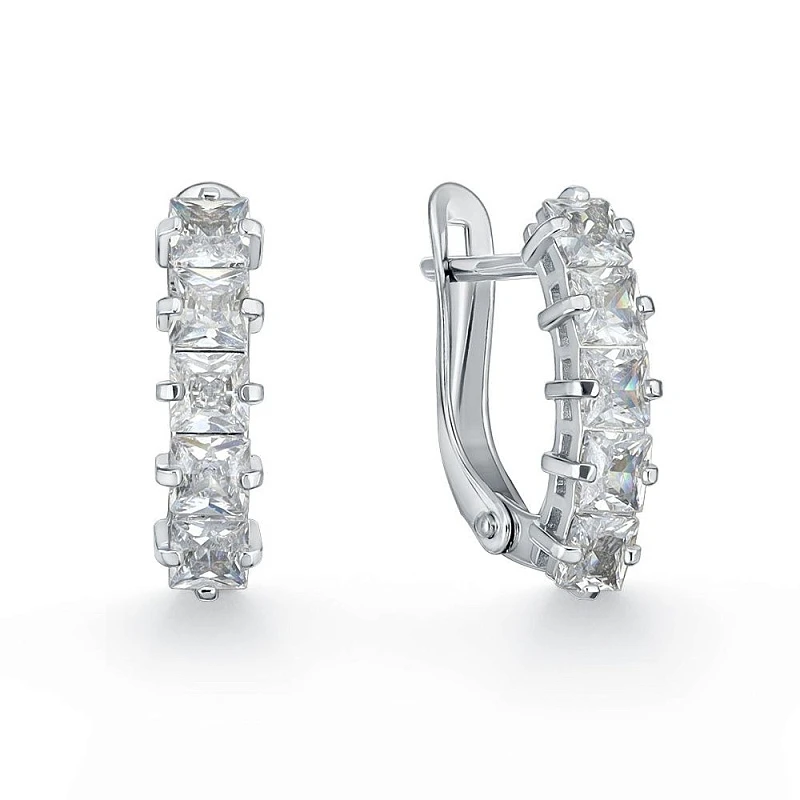 Серьги  из белого золота с выращенным бриллиантом