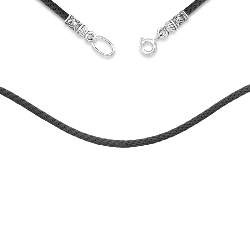 Шнурок  серебряный