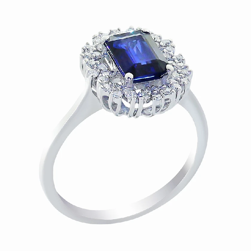 Кольцо  из белого золота с сапфиром