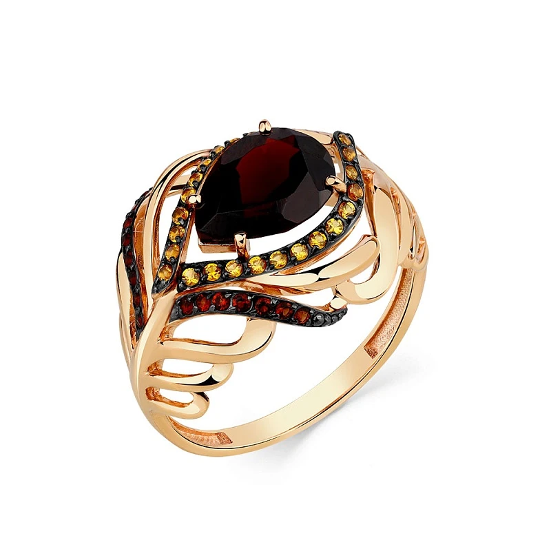 Кольцо  из красного золота с гранатом