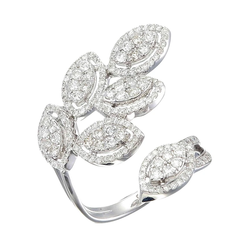 Кольцо  из белого золота с природным бриллиантом