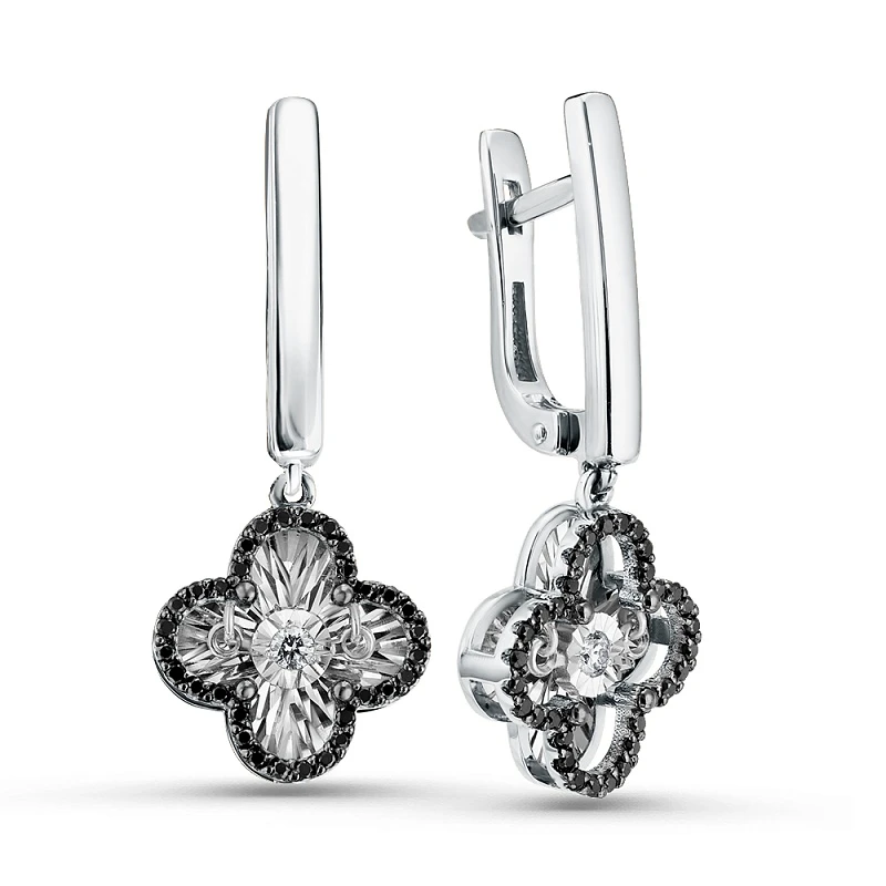 Серьги  из белого золота с природным бриллиантом