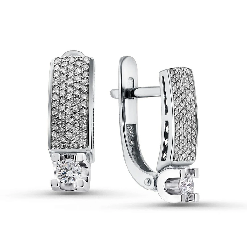 Серьги  из белого золота с природным бриллиантом