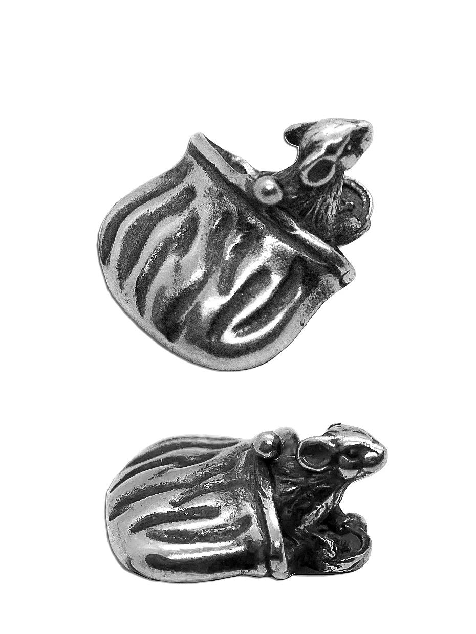 Сувенир  из серебра с чернением