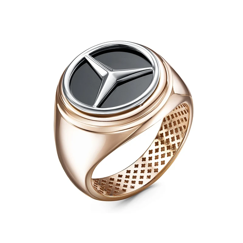 Кольцо  из красного золота с ониксом