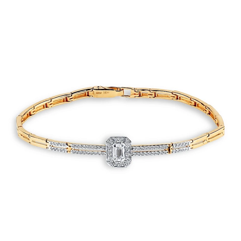 Браслет  из красного золота с природным бриллиантом