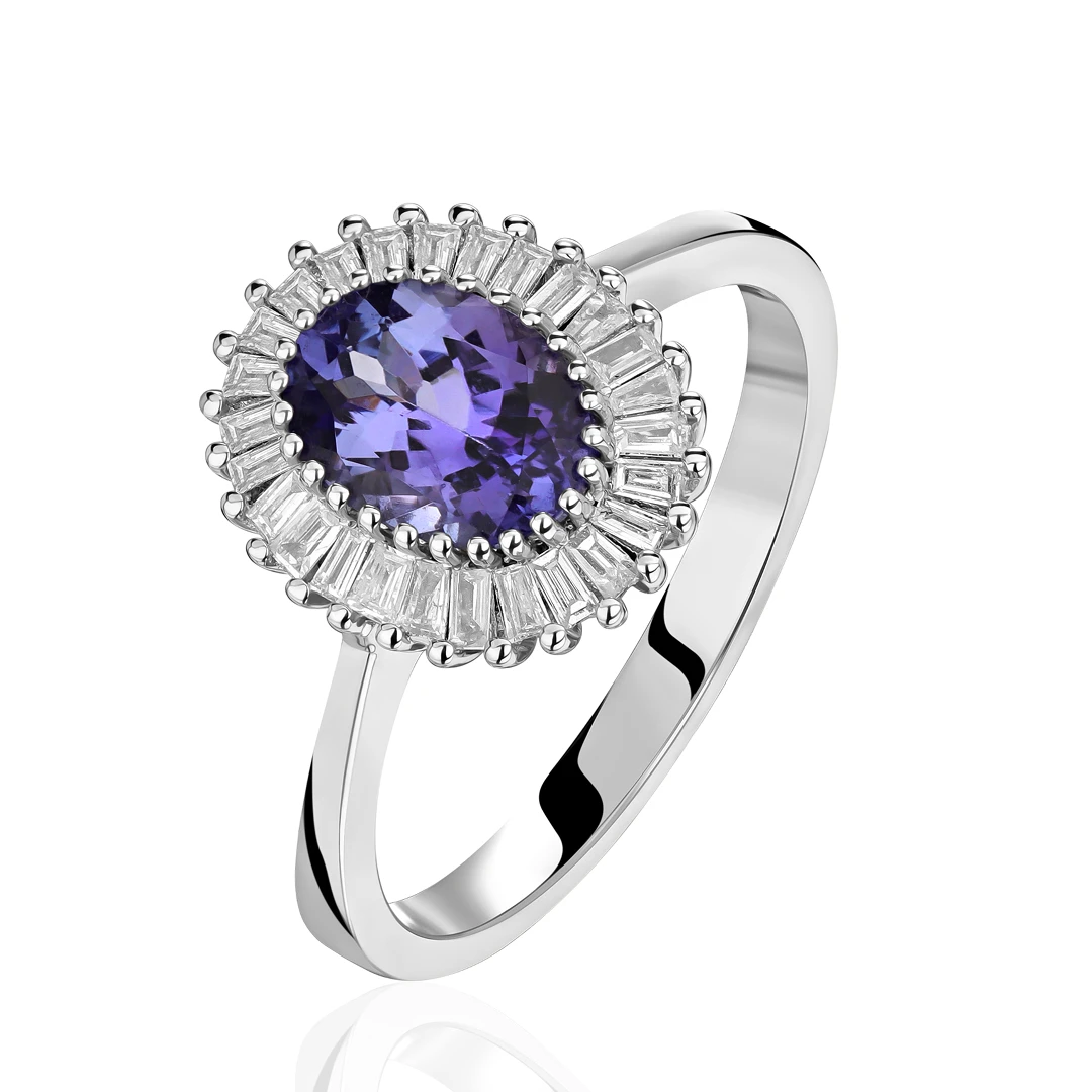 Кольцо  из белого золота с танзанитом