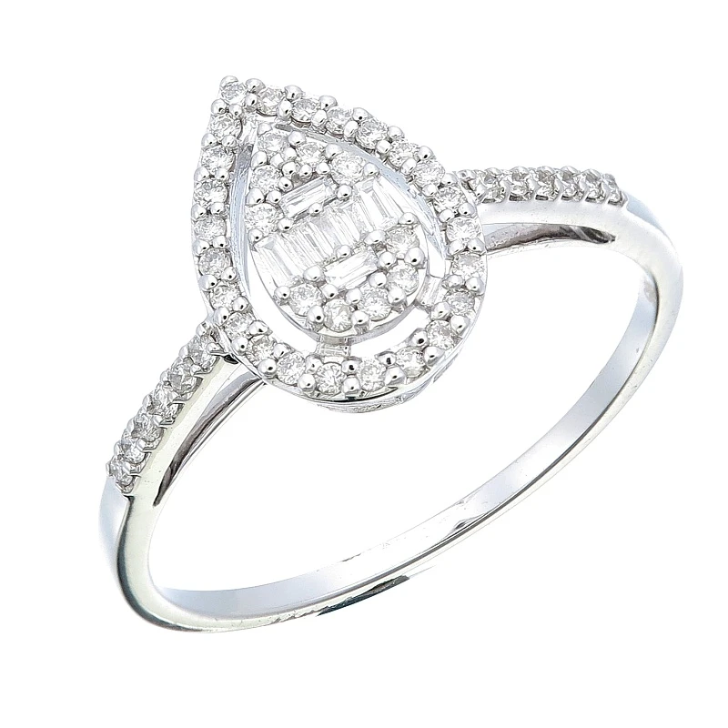 Кольцо  из белого золота с природным бриллиантом